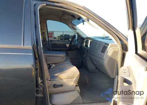 2007 Dodge Ram 1500 Slt/Trx4 Off Road/Sport из США, поврежденный, VIN 1D7HU18227S230095